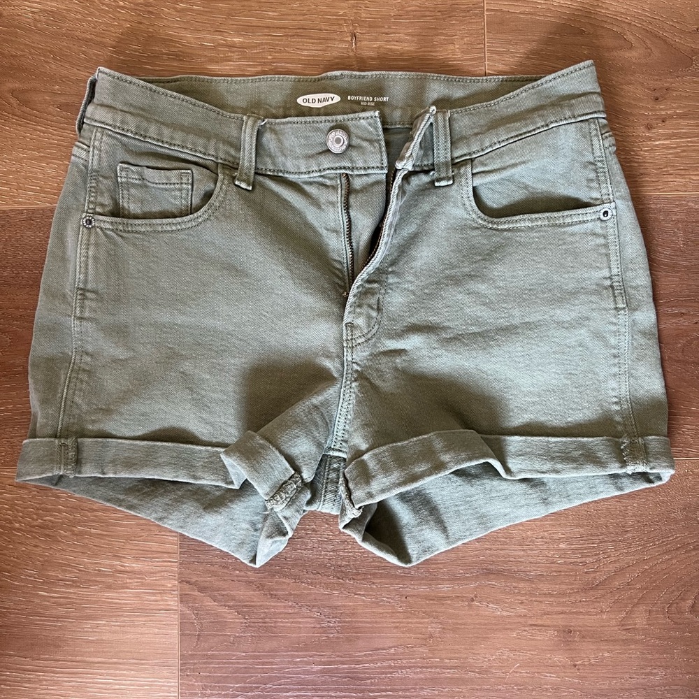 Old Navy Boyfriend Denim Shorts
